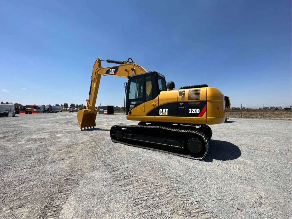 Excavadora CAT 320DL de Grupo Avispa